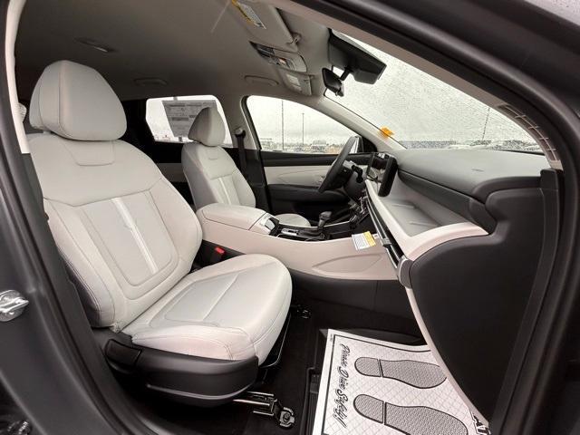 new 2025 Hyundai Tucson car, priced at $34,142