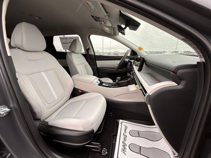 new 2025 Hyundai Tucson car, priced at $34,142