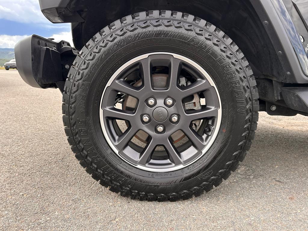 used 2020 Jeep Gladiator car, priced at $39,874