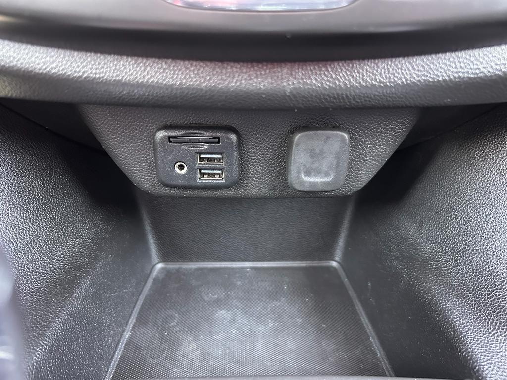 used 2021 Chevrolet Traverse car, priced at $36,616