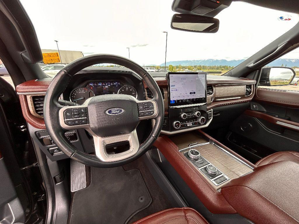 used 2023 Ford Expedition car, priced at $44,413