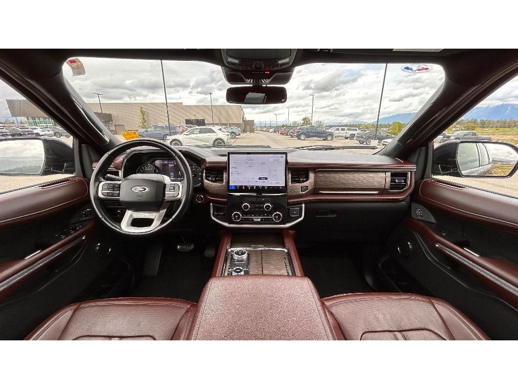 used 2023 Ford Expedition car, priced at $44,413