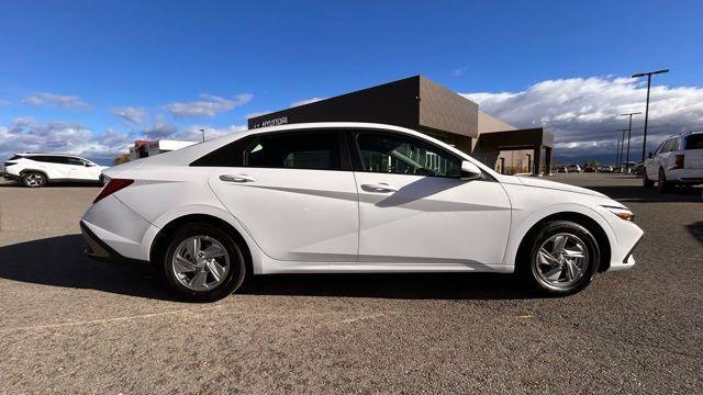 new 2025 Hyundai Elantra car, priced at $22,181