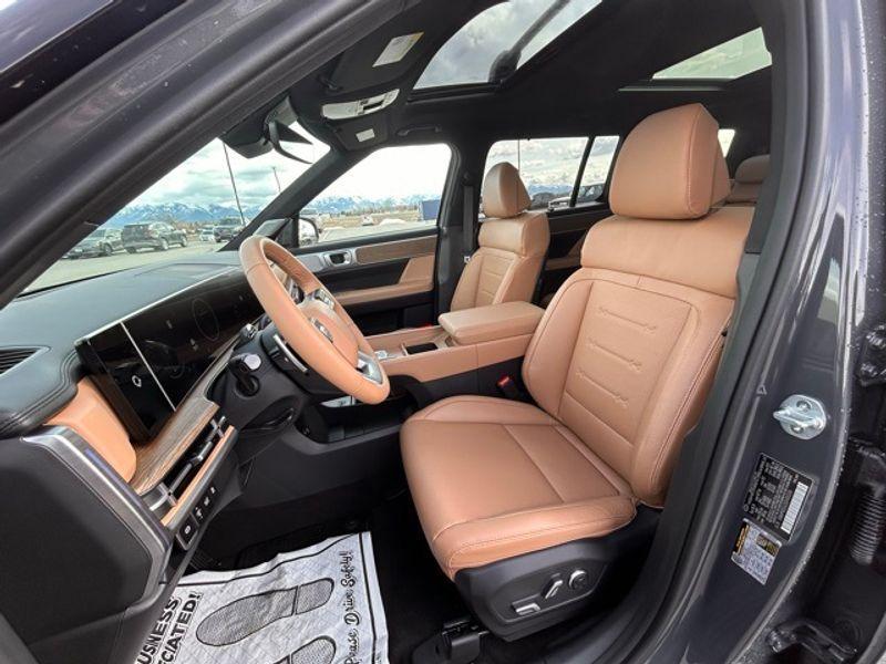 new 2025 Hyundai Santa Fe car, priced at $45,191