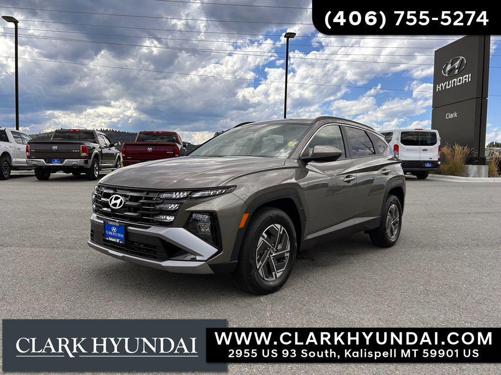 new 2025 Hyundai TUCSON Hybrid car, priced at $34,973