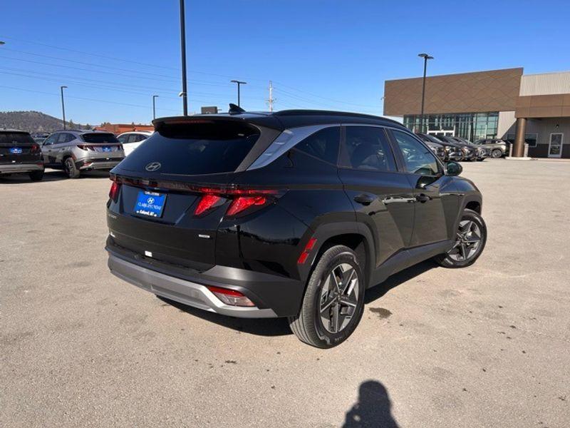 new 2025 Hyundai Tucson car, priced at $33,343