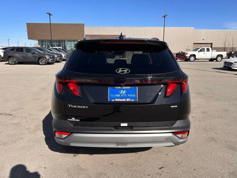 new 2025 Hyundai Tucson car, priced at $33,343