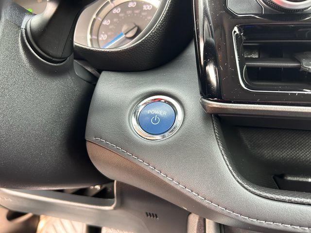 used 2022 Toyota Highlander Hybrid car, priced at $32,880