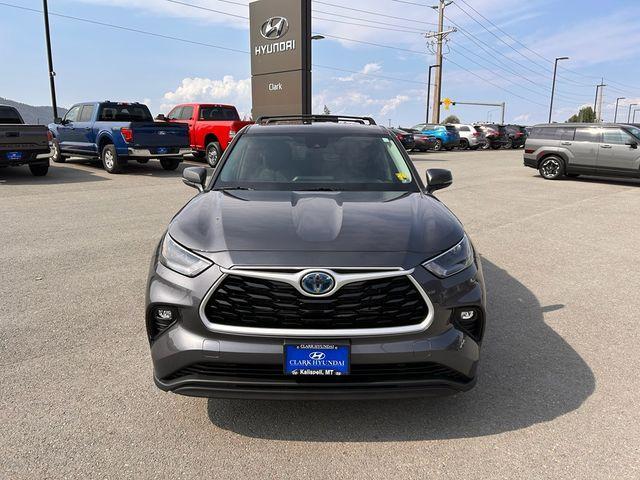 used 2022 Toyota Highlander Hybrid car, priced at $32,880