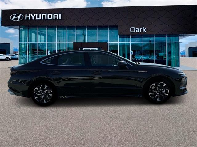 new 2025 Hyundai Sonata car
