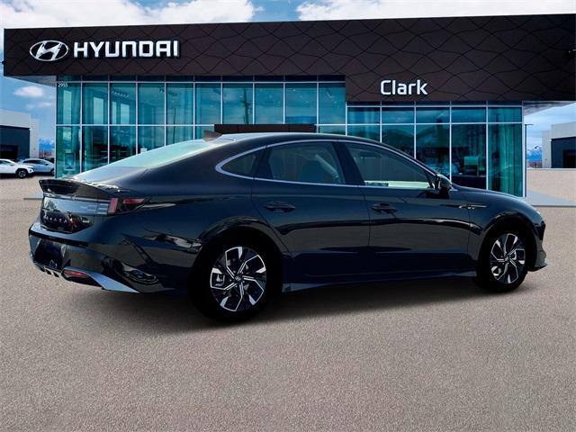 new 2025 Hyundai Sonata car