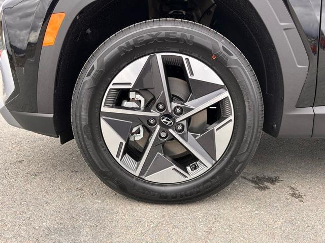 new 2025 Hyundai TUCSON Hybrid car, priced at $37,586