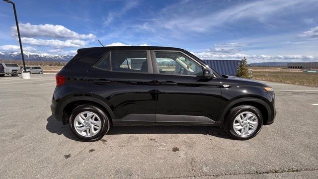 new 2025 Hyundai Venue car, priced at $21,965