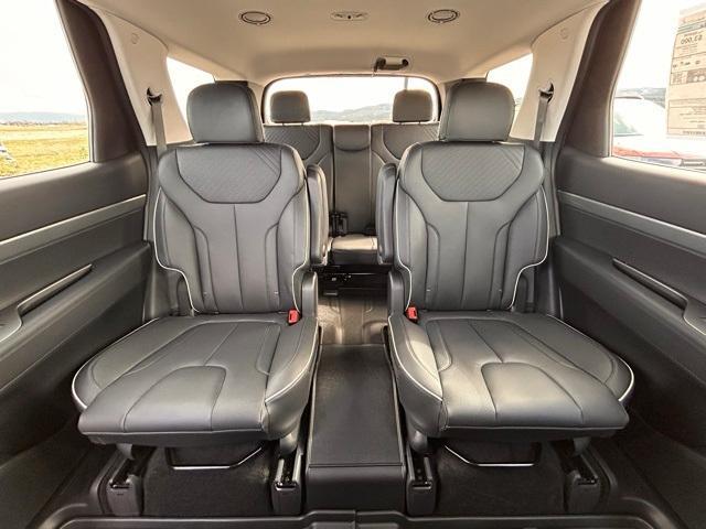 new 2025 Hyundai Palisade car, priced at $44,120