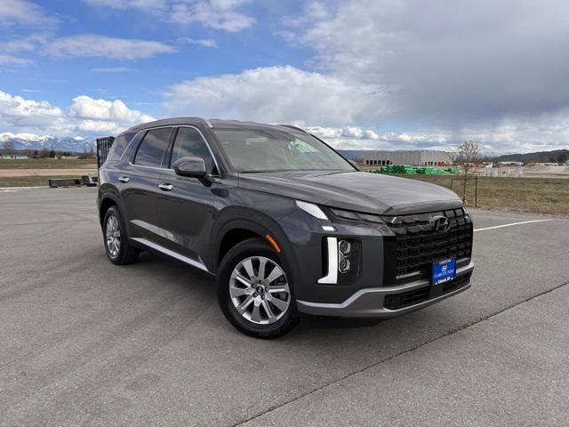 new 2025 Hyundai Palisade car, priced at $44,120