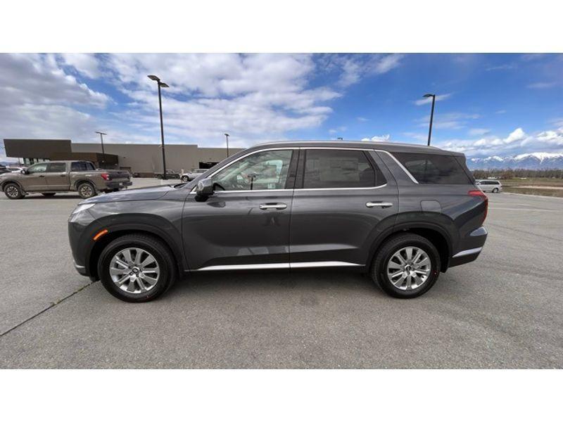 new 2025 Hyundai Palisade car, priced at $43,017
