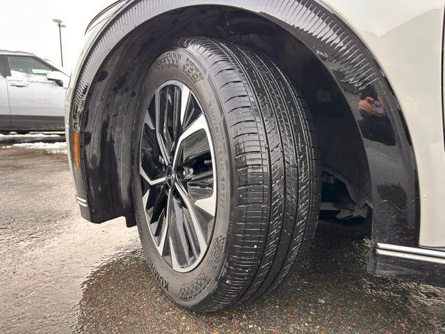 used 2022 Kia EV6 car, priced at $27,311