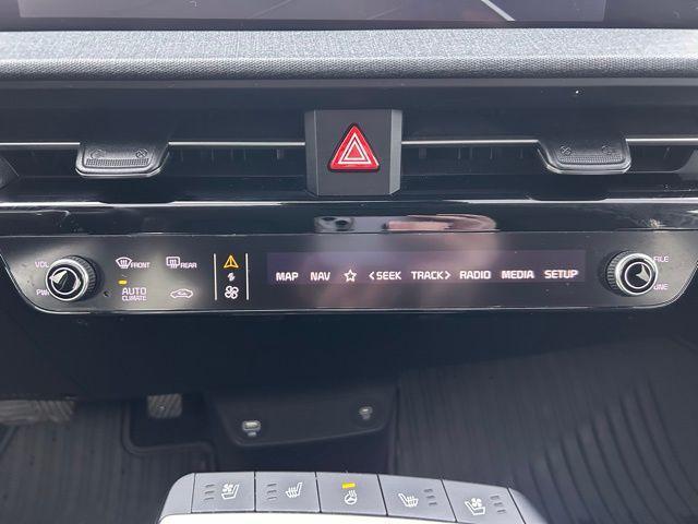 used 2022 Kia EV6 car, priced at $27,311