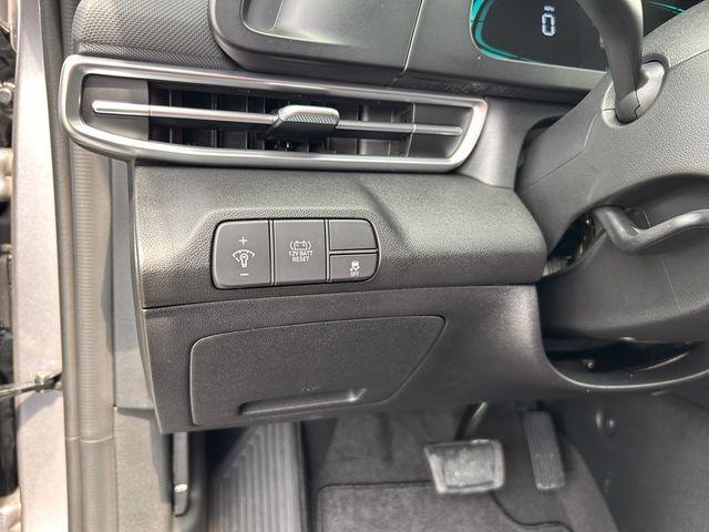 new 2025 Hyundai ELANTRA HEV car, priced at $23,021