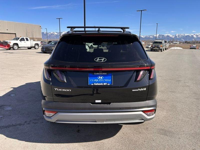 new 2025 Hyundai TUCSON Hybrid car, priced at $42,525