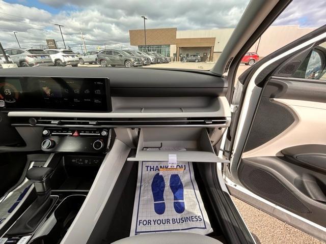 new 2025 Hyundai Tucson car, priced at $33,789