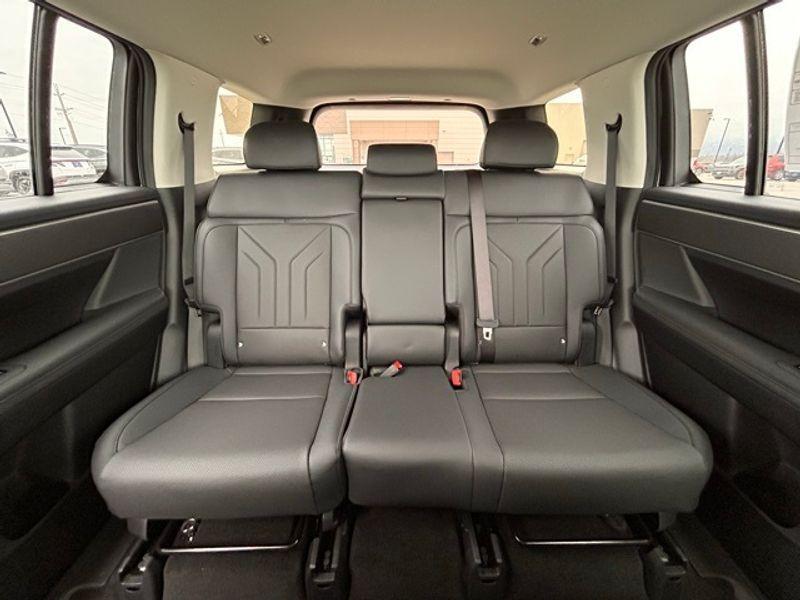 new 2025 Hyundai SANTA FE HEV car, priced at $40,443