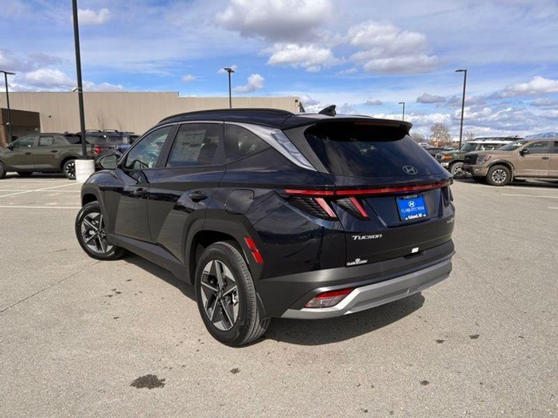 new 2025 Hyundai TUCSON Hybrid car, priced at $37,466