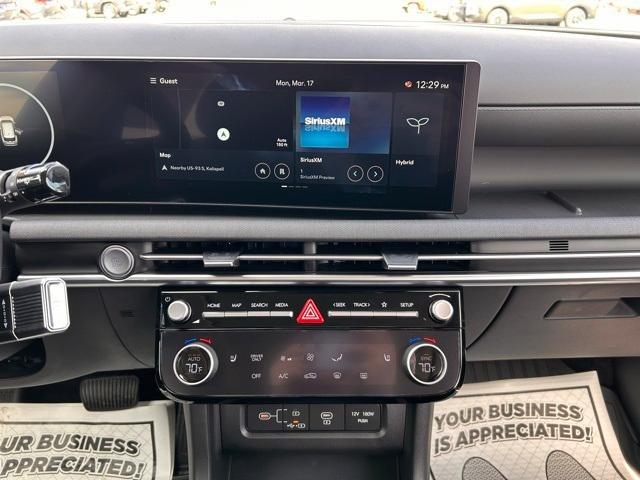 new 2025 Hyundai TUCSON Hybrid car, priced at $37,466