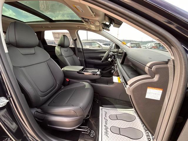 new 2025 Hyundai TUCSON Hybrid car, priced at $37,466