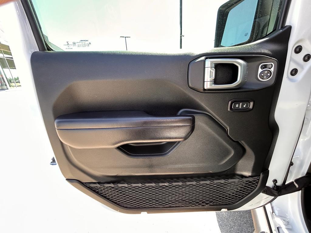 used 2018 Jeep Wrangler Unlimited car, priced at $28,540