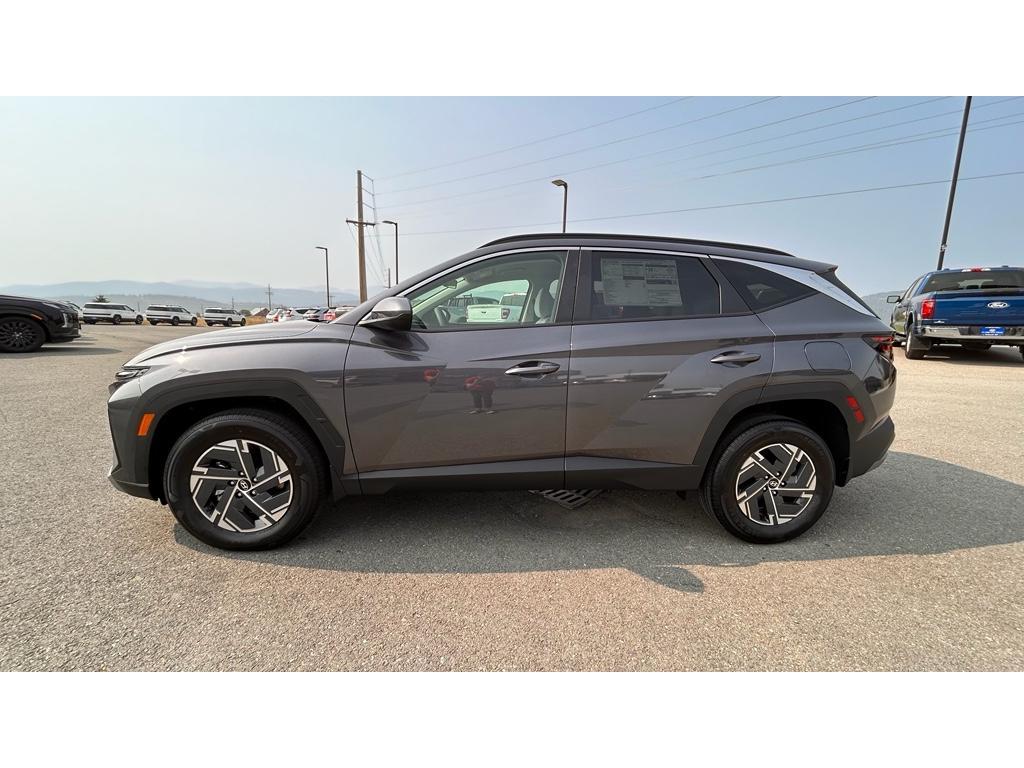 new 2025 Hyundai TUCSON Hybrid car, priced at $35,037