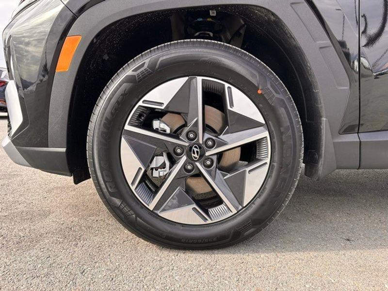 new 2025 Hyundai TUCSON Hybrid car, priced at $37,466