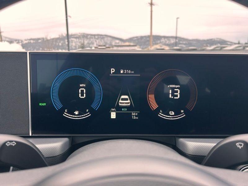 new 2025 Hyundai Sonata Hybrid car, priced at $32,822