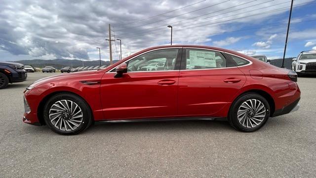 new 2025 Hyundai Sonata Hybrid car, priced at $33,322