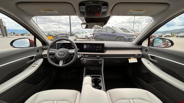 new 2025 Hyundai Sonata Hybrid car, priced at $33,322