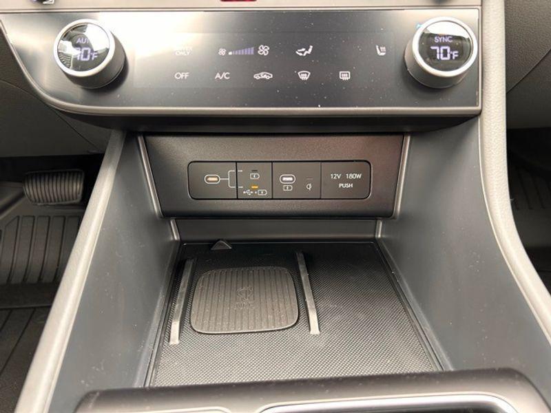 new 2025 Hyundai Sonata Hybrid car, priced at $32,728