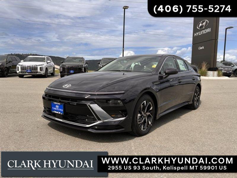 new 2025 Hyundai Sonata car, priced at $30,497