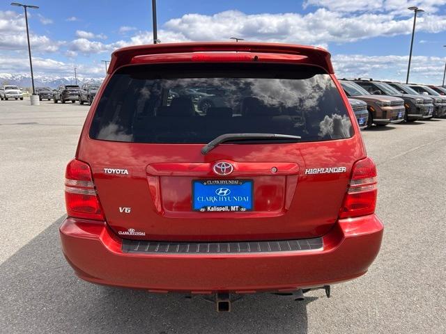 used 2001 Toyota Highlander car, priced at $5,884