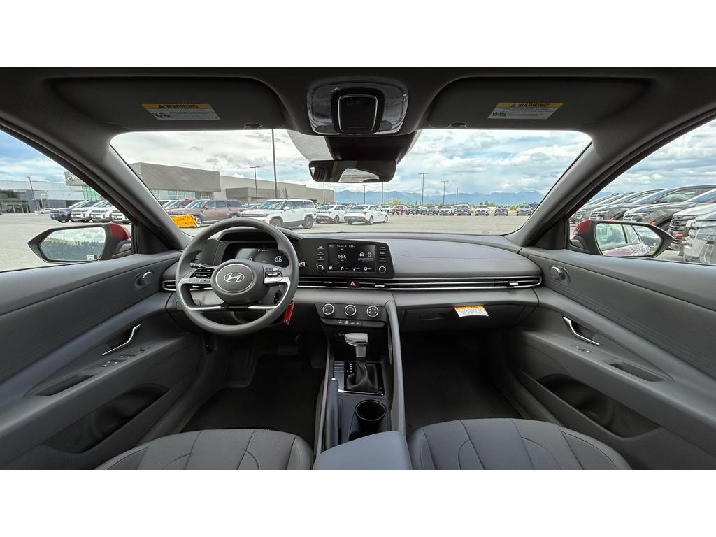 new 2025 Hyundai Elantra car