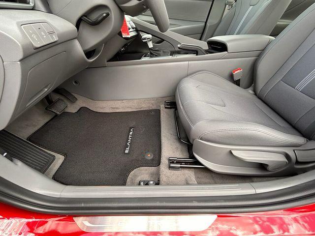 new 2025 Hyundai Elantra car, priced at $22,081