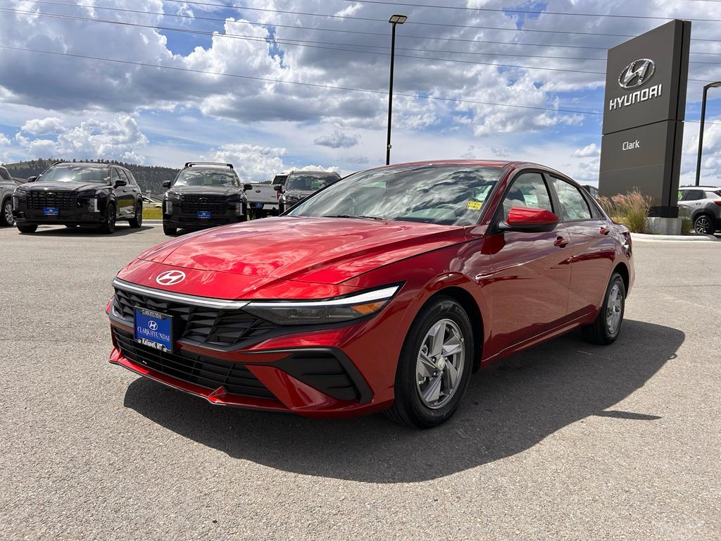 new 2025 Hyundai Elantra car