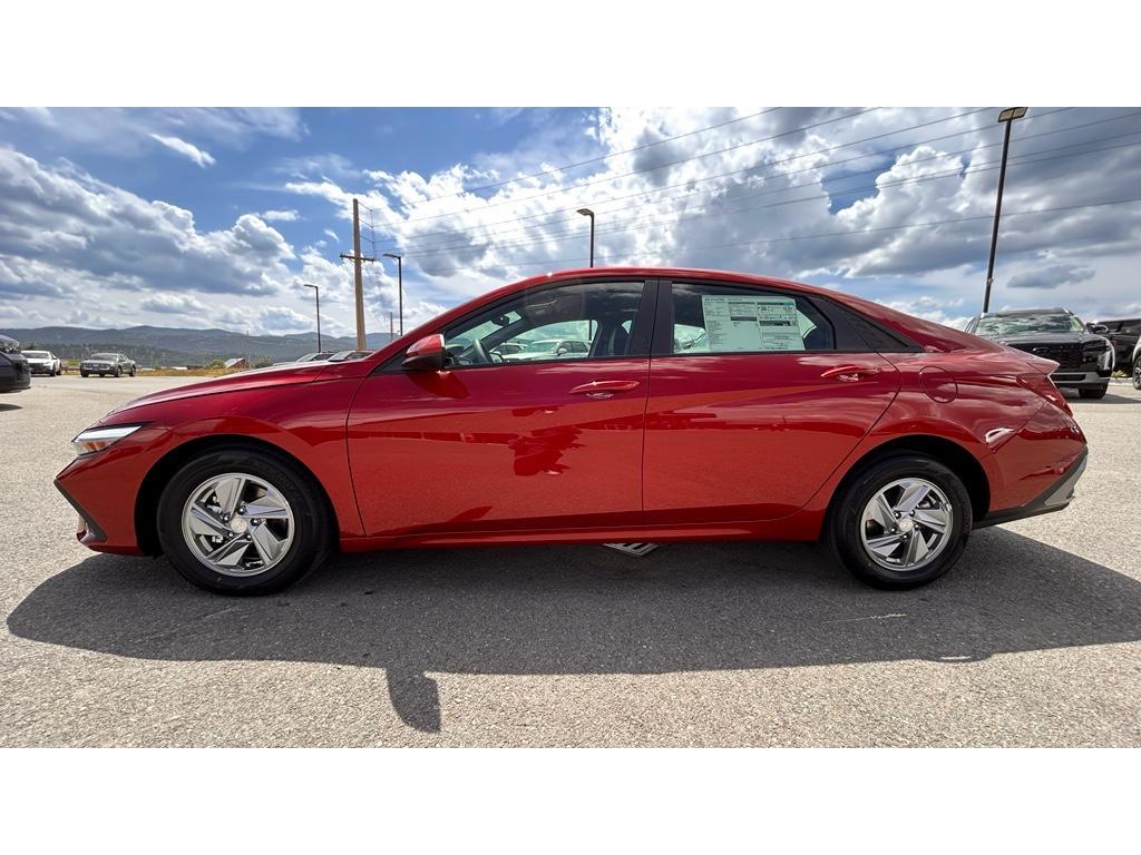 new 2025 Hyundai Elantra car