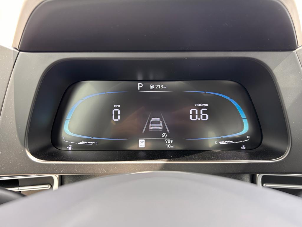 new 2025 Hyundai Elantra car