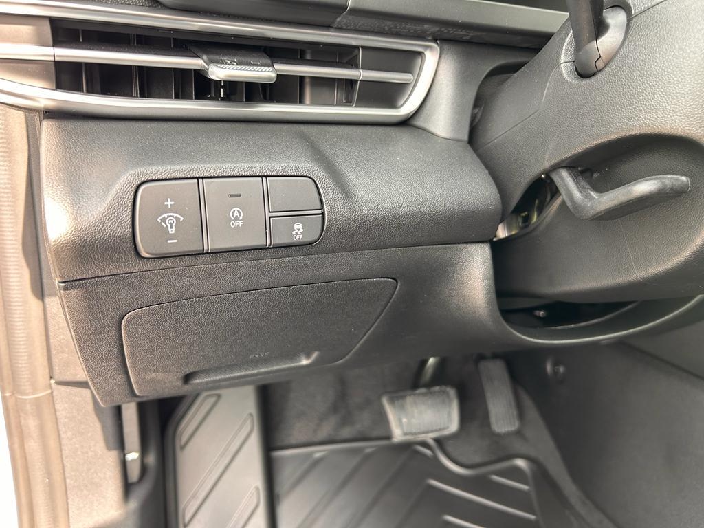 new 2025 Hyundai Elantra car