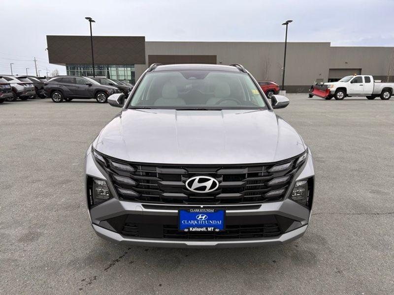 new 2025 Hyundai TUCSON Hybrid car, priced at $37,527