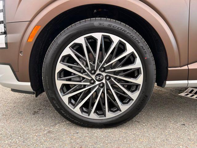 new 2026 Hyundai Palisade Hybrid car, priced at $60,580