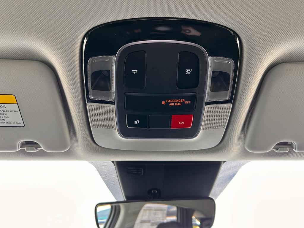 new 2025 Hyundai TUCSON Hybrid car