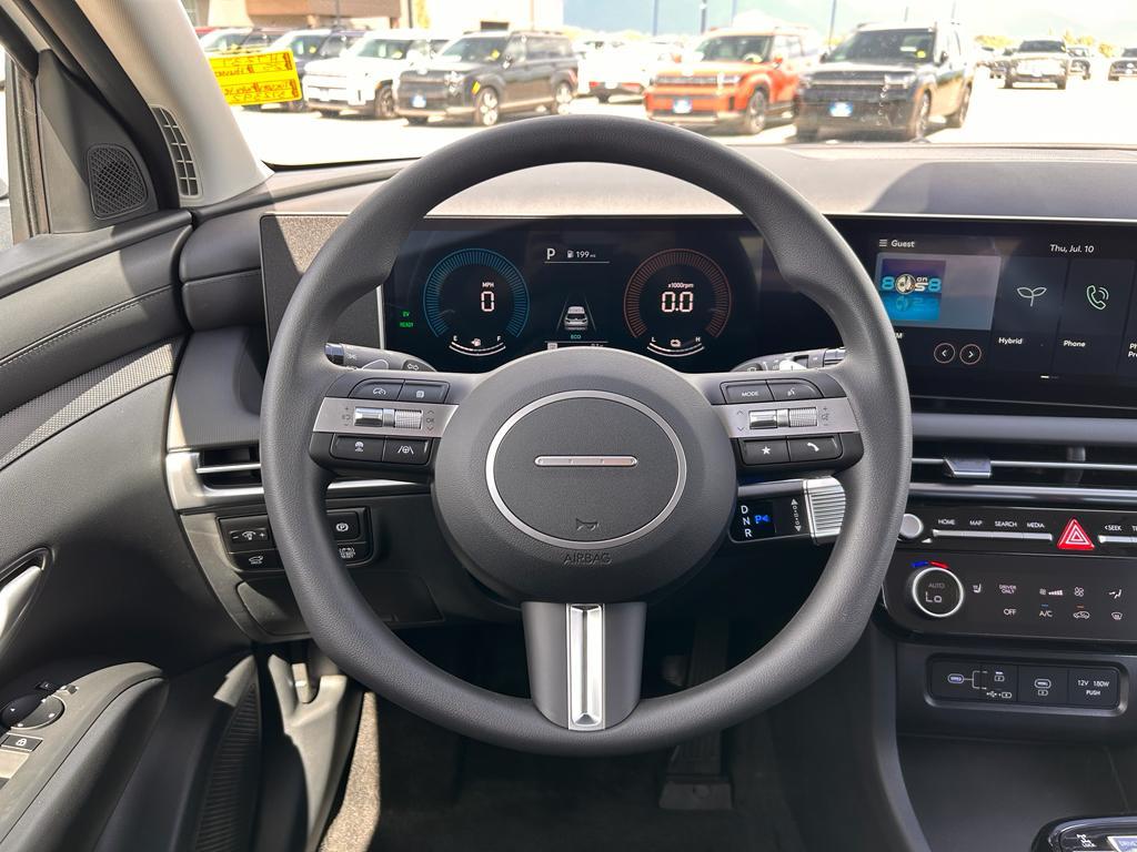 new 2025 Hyundai TUCSON Hybrid car