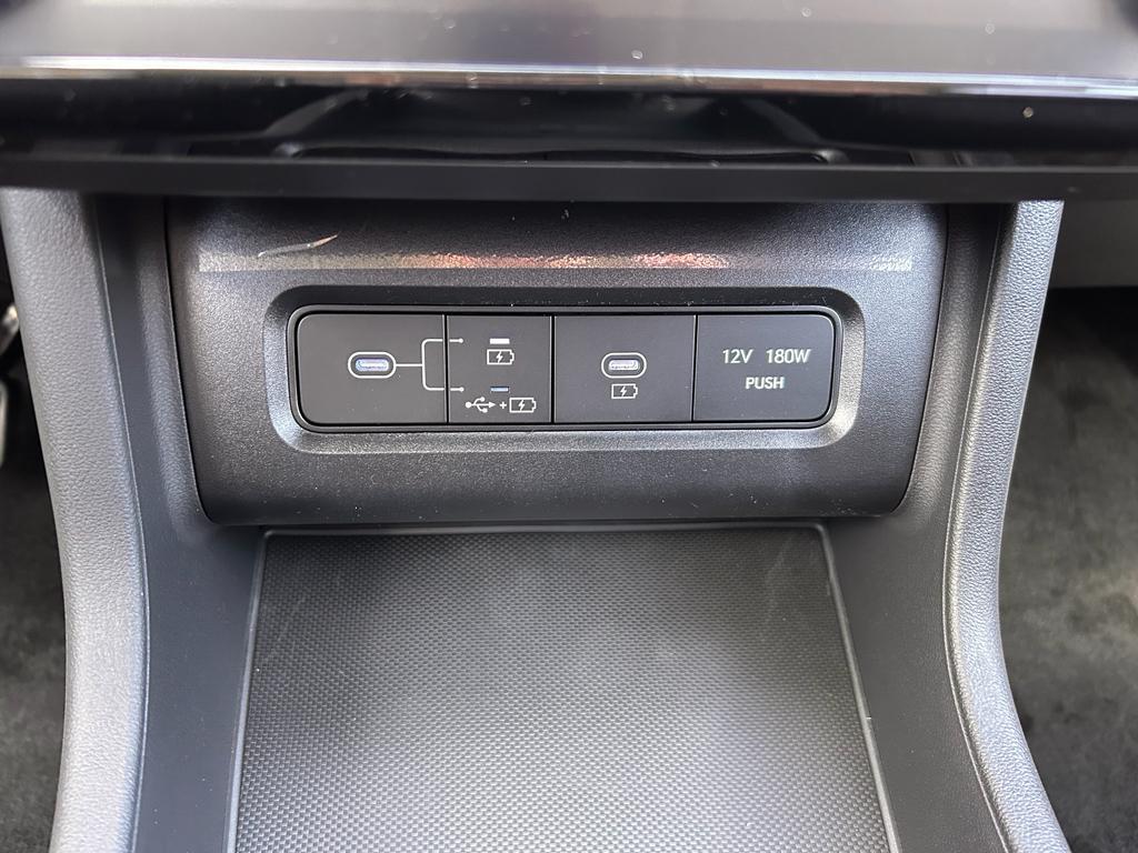 new 2025 Hyundai TUCSON Hybrid car