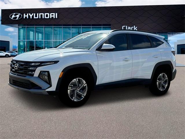 new 2025 Hyundai TUCSON Hybrid car